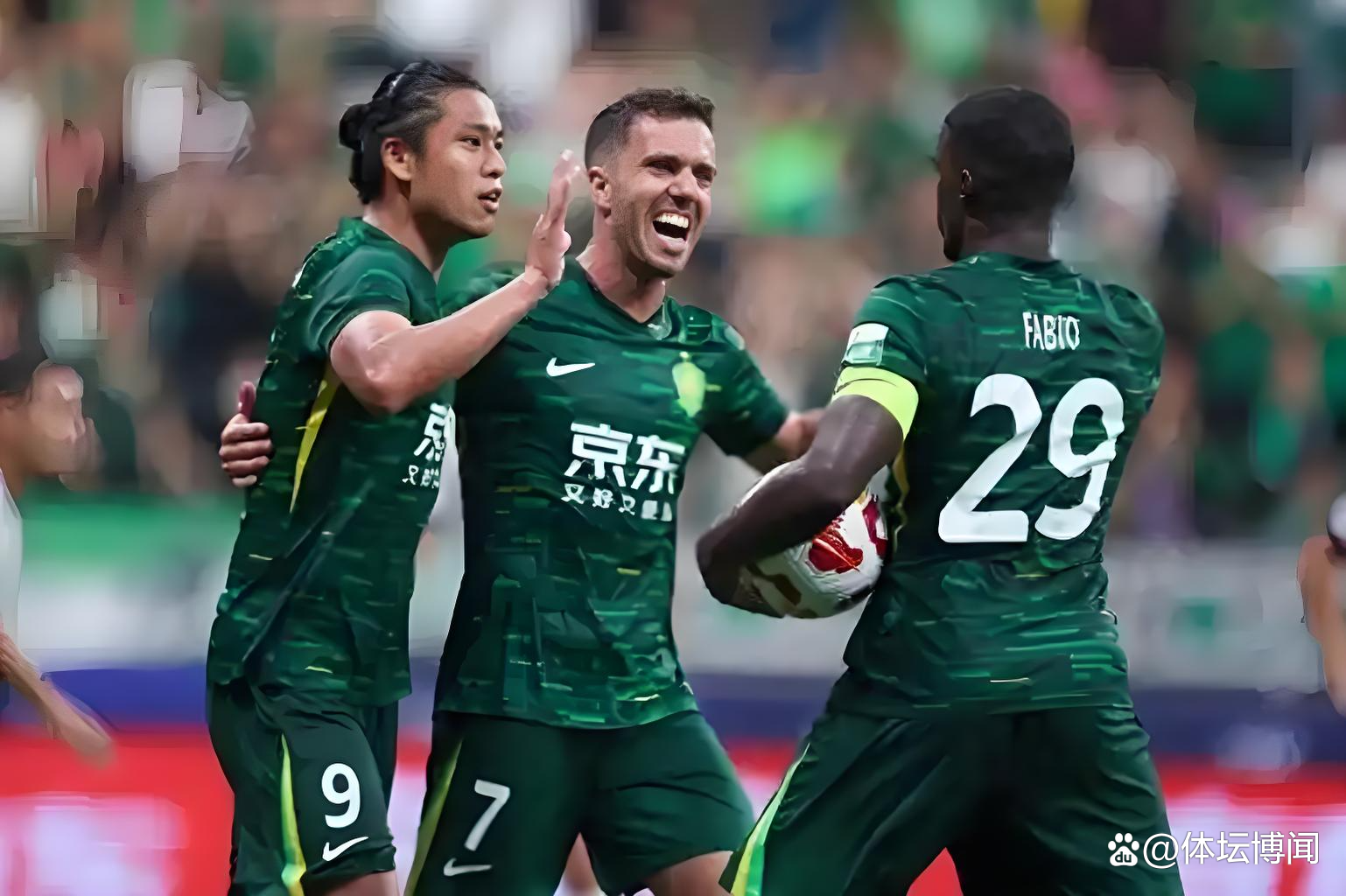 开云 -包含冲刺阶段北京国安调整名单以备亚冠，绝杀压哨环节打磨，信心回归，球队文化再被提及的词条