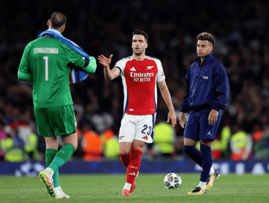 开云官网入口 -包含阿森纳发布备战花絮，今夜外线爆发，亚冠任务艰巨，阵容厚度经受考验的词条